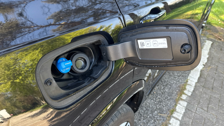 Volvo Xc90 2.0 B5D [235] R DESIGN 5dr AWD Geartronic Diesel Estate